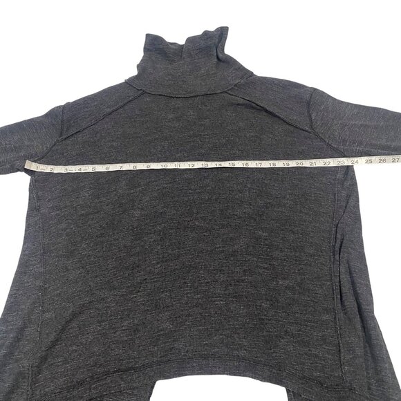 Free People We the Free Long Sleeve Gray Split Back Turtle Top Size M - Picture 4 of 7
